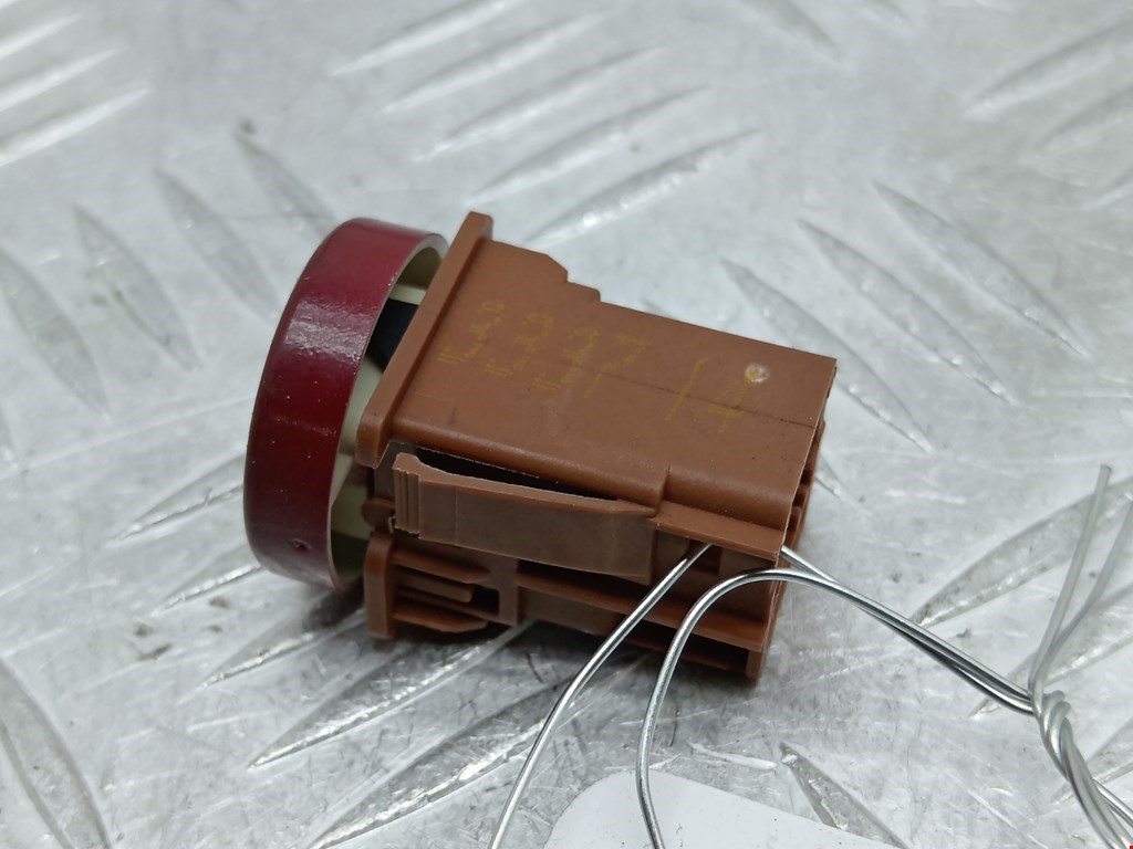 Кнопка аварийной сигнализации (аварийки) CITROEN Xsara 1997-2000