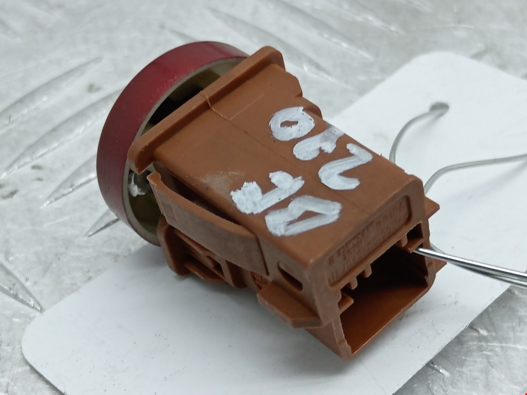 Кнопка аварийной сигнализации (аварийки) CITROEN Xsara 1997-2000