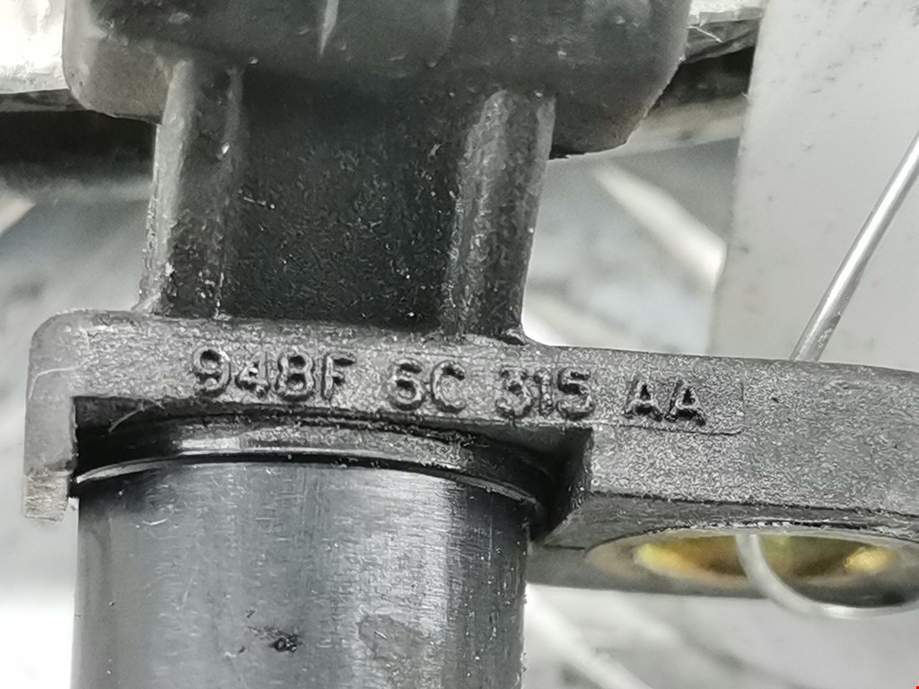 Датчик положения коленвала FORD Mondeo II 1996-2000