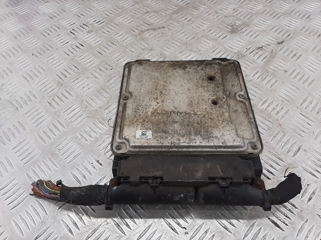 Блок управления двигателя (ЭБУ) VOLKSWAGEN Passat CC 2008-2017