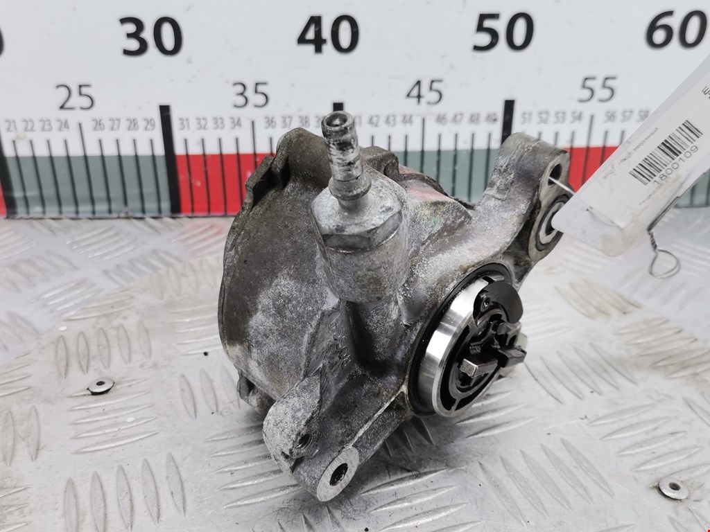 Насос вакуумный Peugeot 308 (2007-2015)