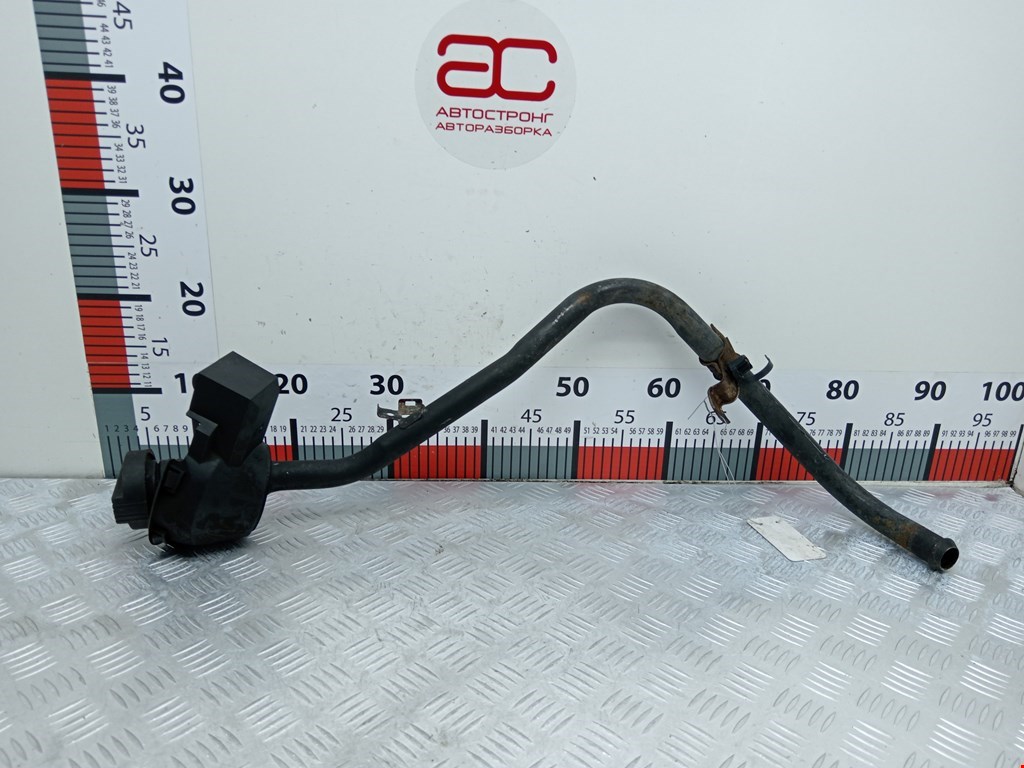 Горловина топливного бака DODGE Nitro 2006-2011