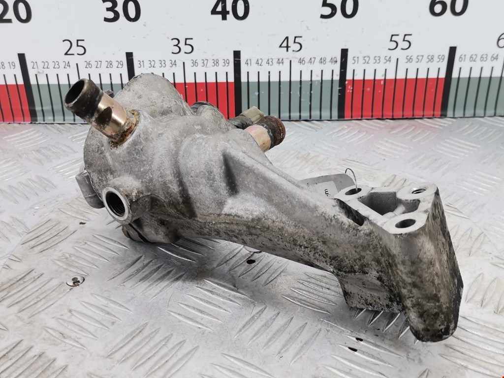 Корпус термостата Kia Carnival (Sedona) 1 (UP/GQ) (1998-2006)