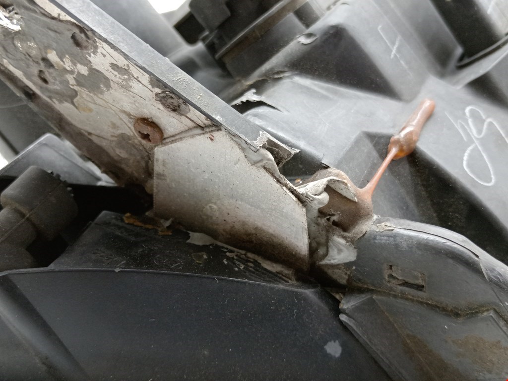 Фара правая RENAULT Modus 2004-2012