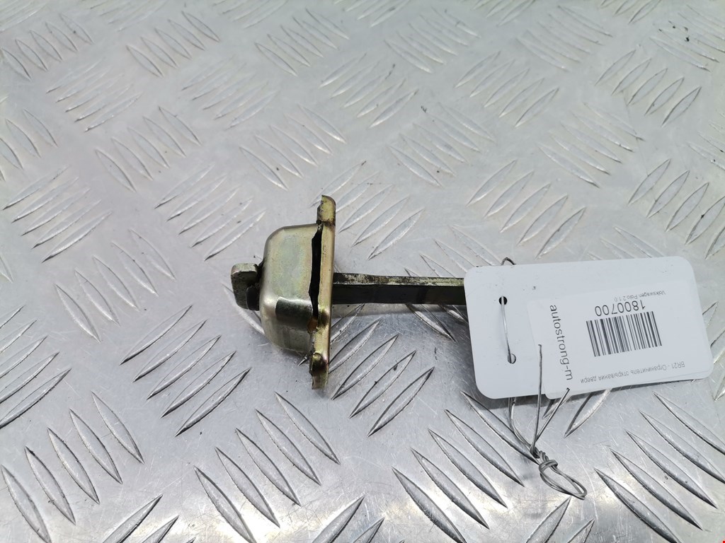 Ограничитель открывания двери VOLKSWAGEN Polo II 1981-1994