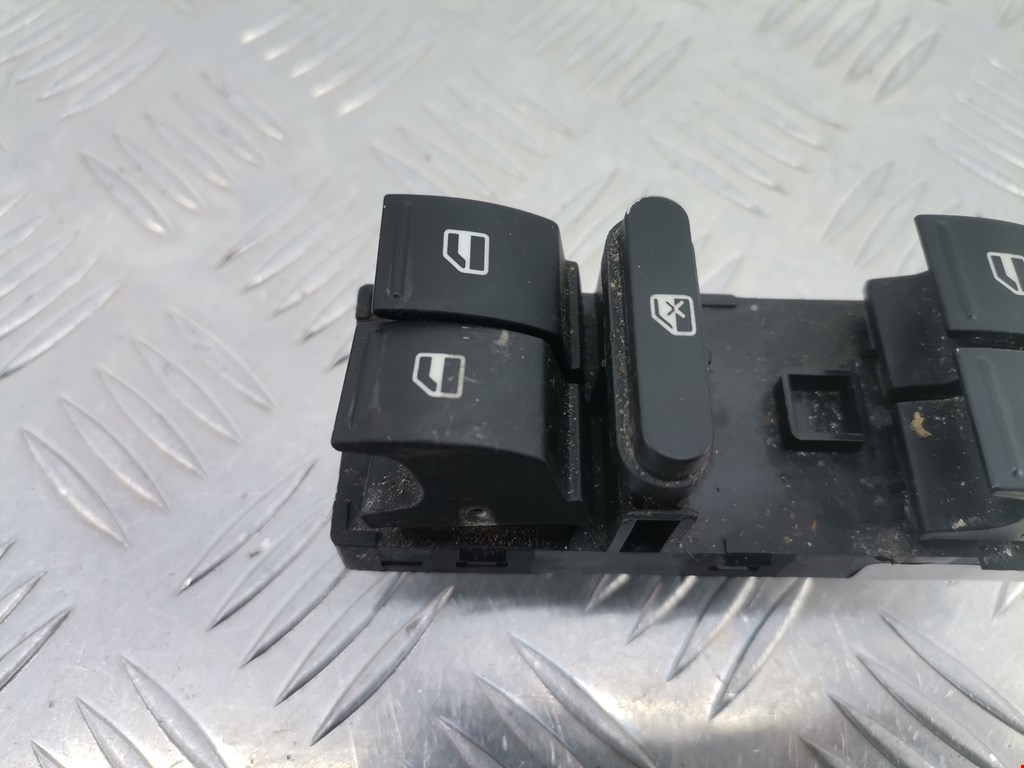 Блок управления стеклоподъемниками VOLKSWAGEN Passat CC 2008-2017