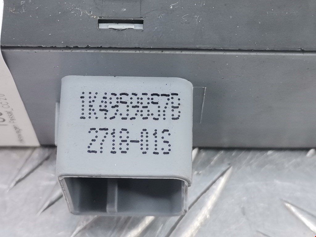 Блок управления стеклоподъемниками VOLKSWAGEN Passat CC 2008-2017