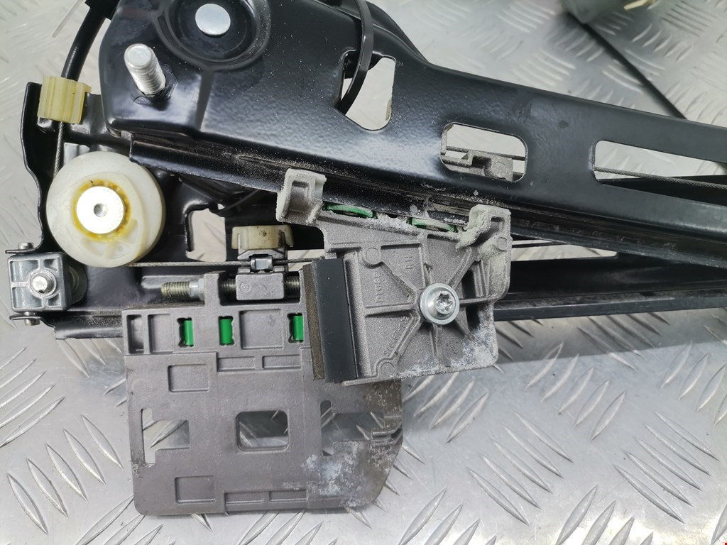 Стеклоподъемник передний правый VOLKSWAGEN Passat CC 2008-2017