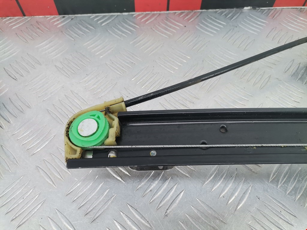 Стеклоподъемник задний левый AUDI Q3 I 2011-2018