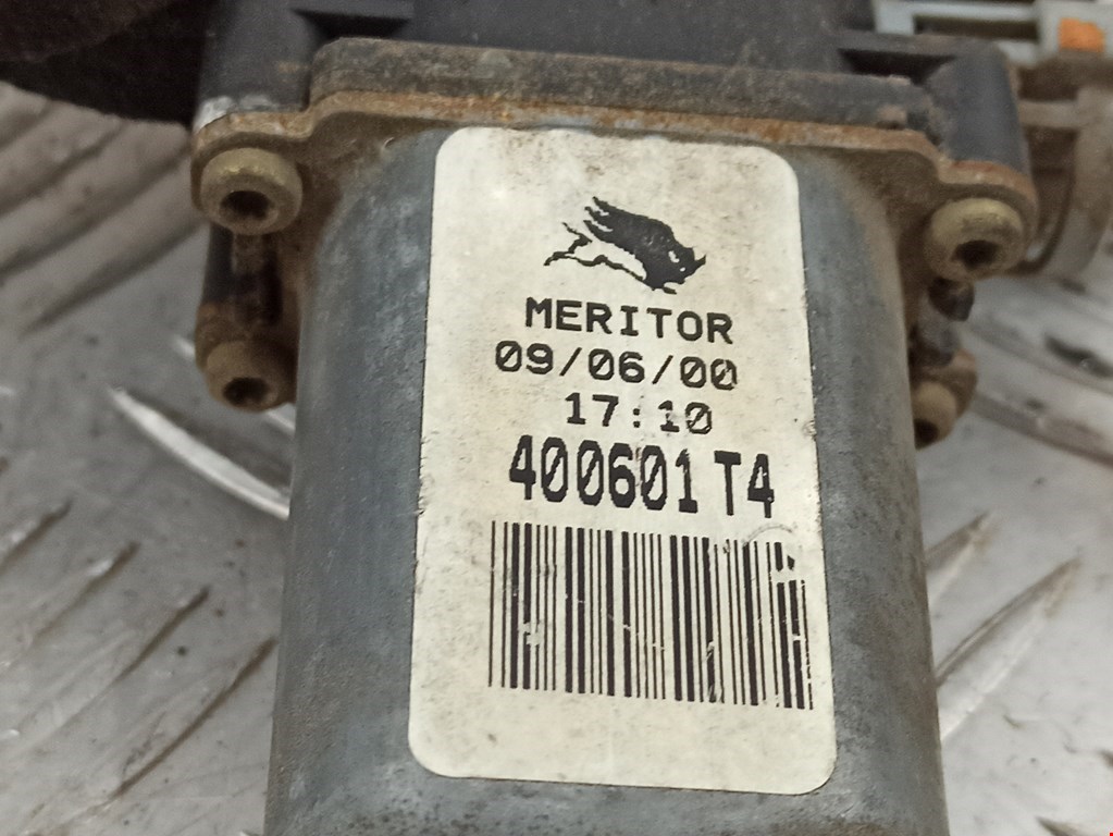 Стеклоподъемник задний левый NISSAN Almera Tino 2000-2006