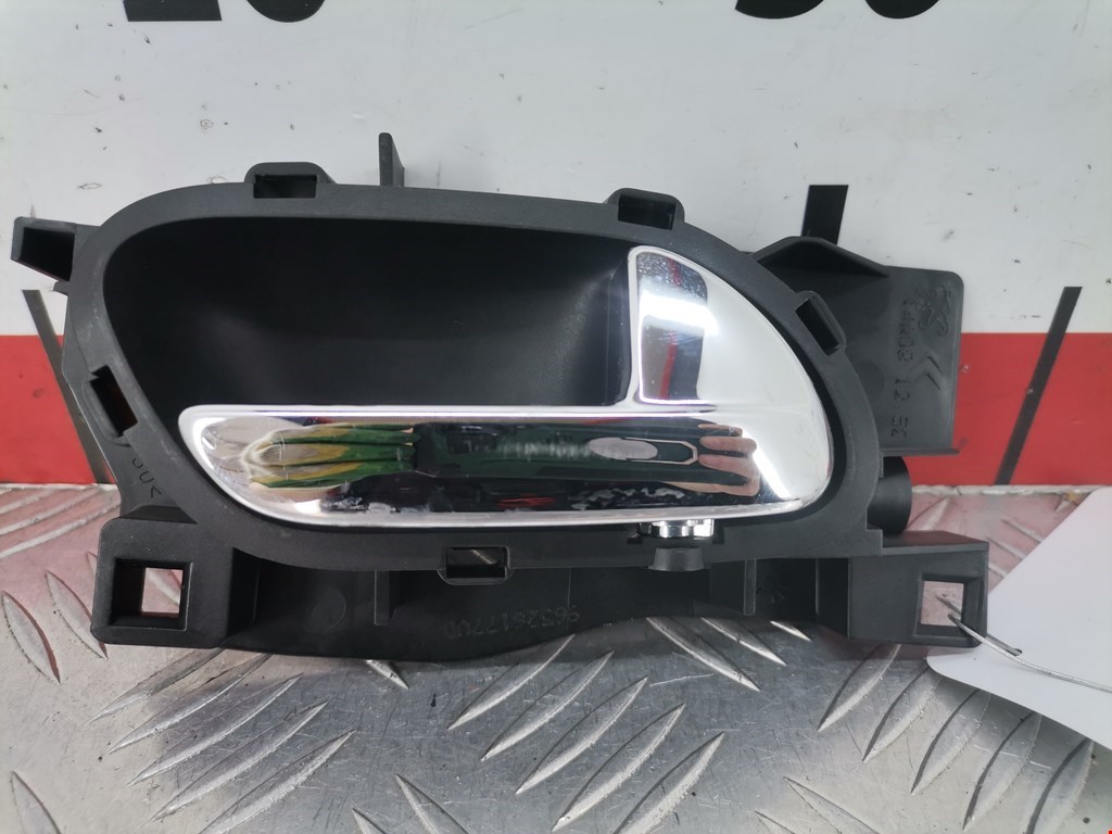 Ручка дверная задняя внутренняя правая PEUGEOT 407 2004-2010