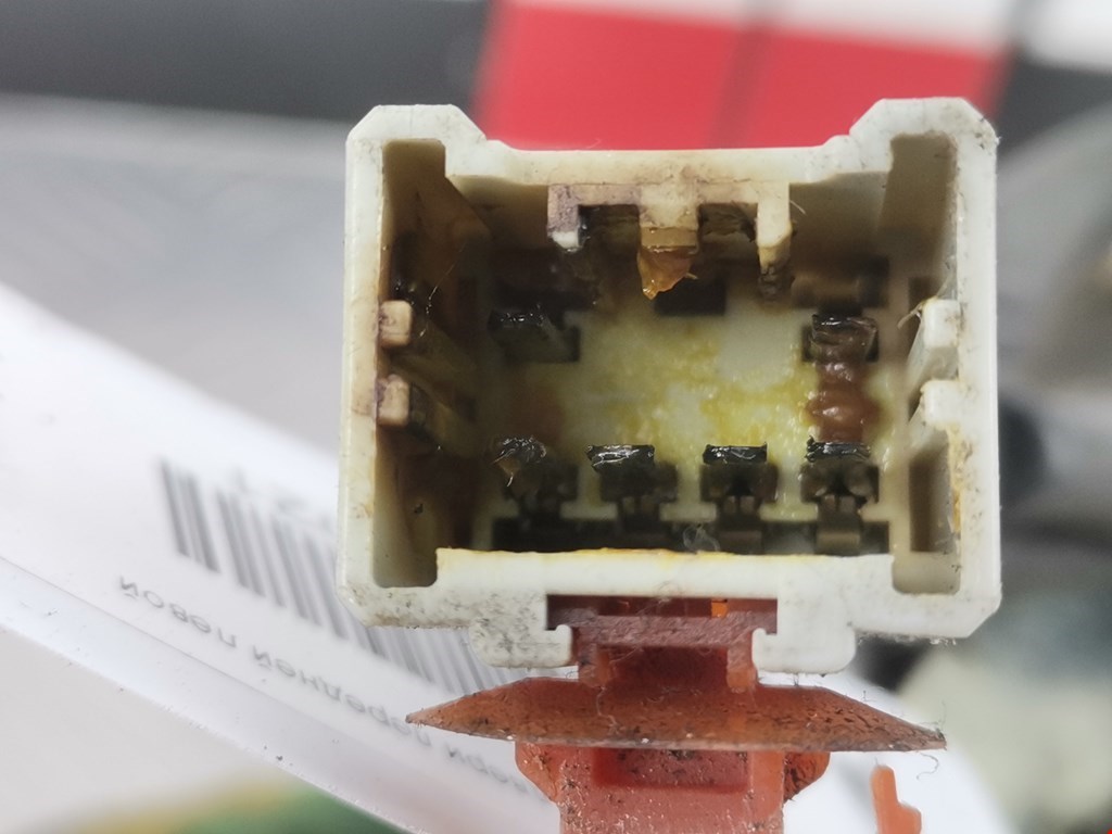 Замок двери передней левой HONDA Jazz 2001-2008