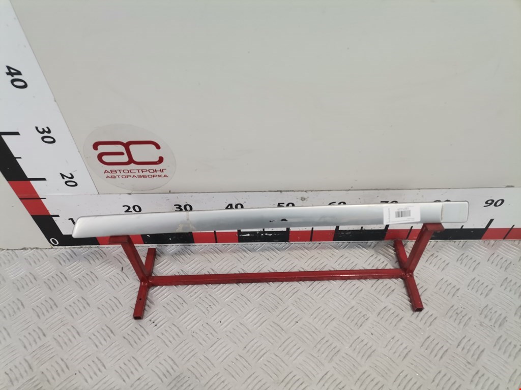 Накладка декоративная (молдинг) двери задней левой Ford Focus 2 (2004-2011)