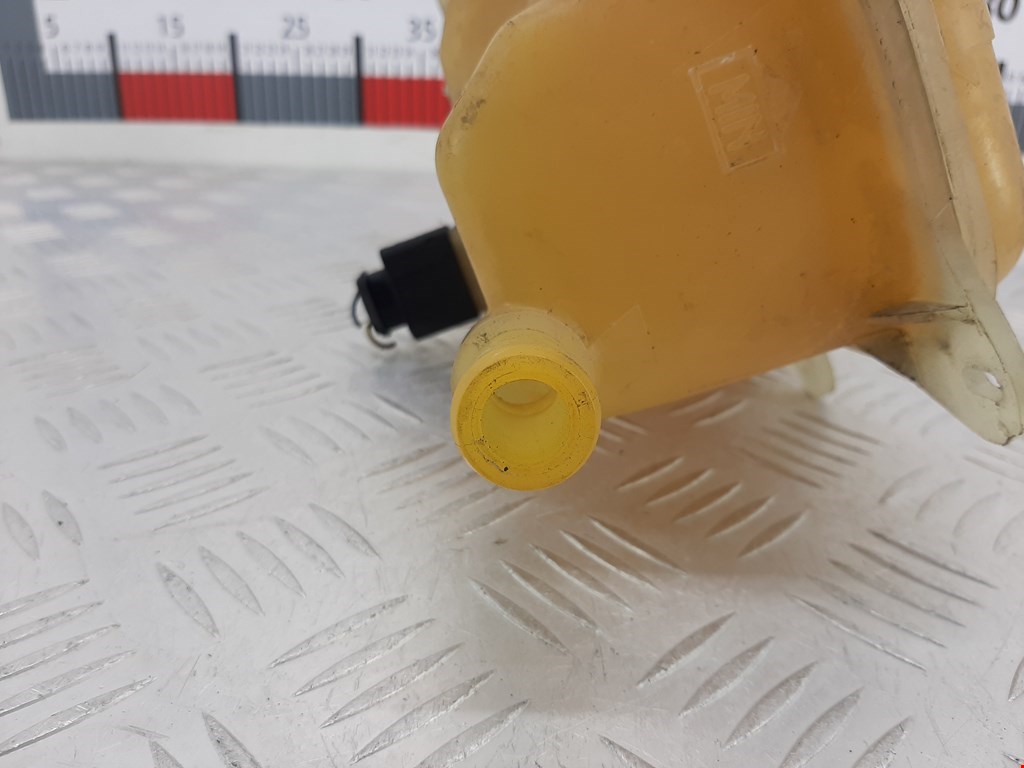 Бачок расширительный VOLKSWAGEN Passat B5 1997-2005