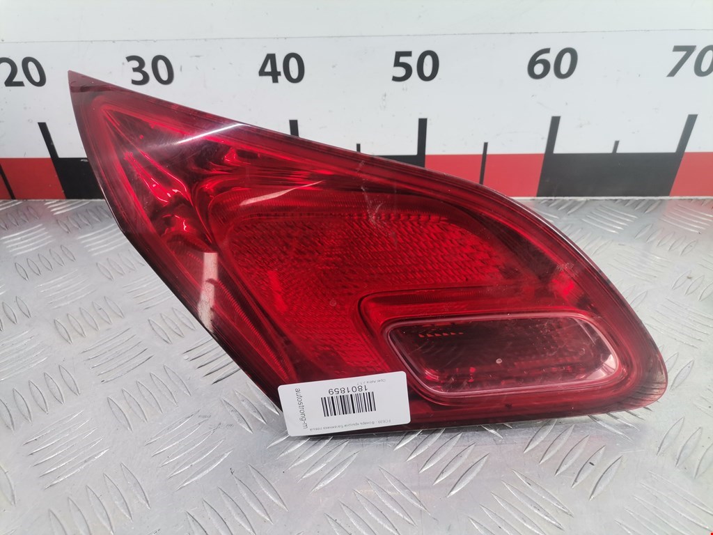 Фонарь задний внутренний левый OPEL Astra J 2009-2017