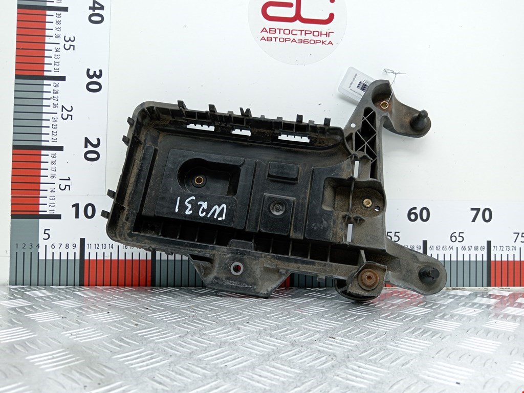 Крепление АКБ (корпус/подставка) VOLKSWAGEN Passat CC 2008-2017