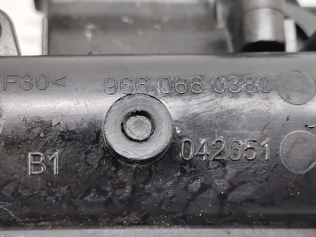 Корпус термостата CITROEN C4 Picasso 2006-2013