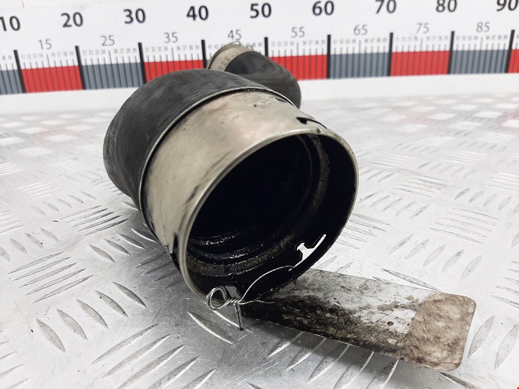 Патрубок интеркулера MERCEDES-BENZ C-Class C-klasse W204 2007-2015