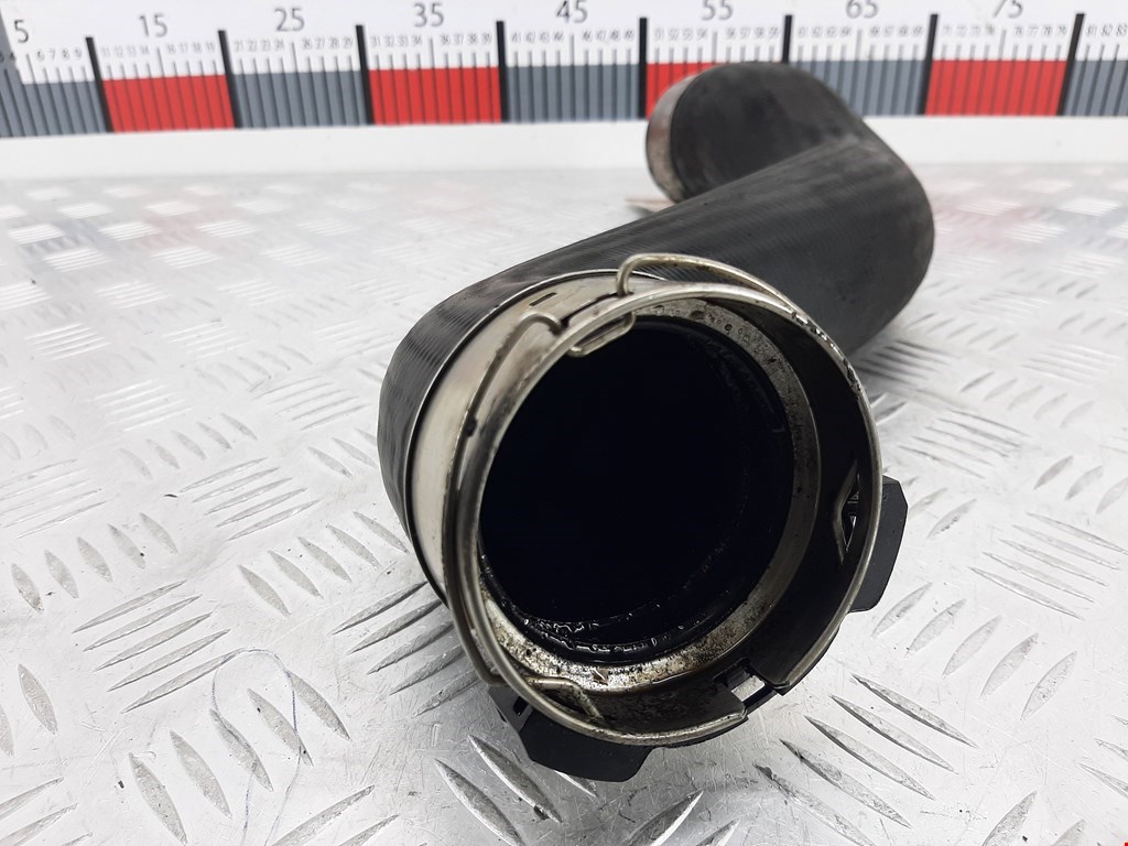 Патрубок интеркулера MERCEDES-BENZ C-Class C-klasse W204 2007-2015