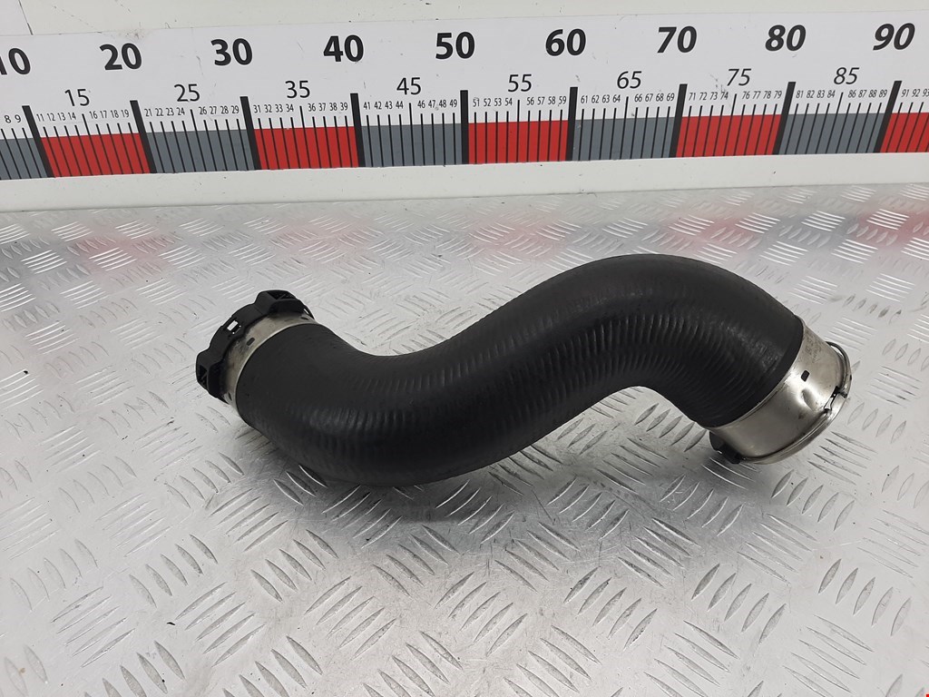 Патрубок интеркулера MERCEDES-BENZ C-Class C-klasse W204 2007-2015