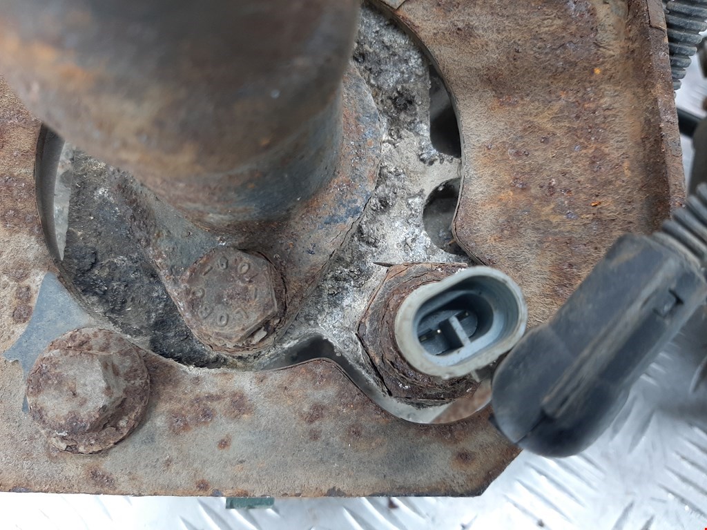 Цилиндр сцепления главный IVECO EuroCargo II 2003-2008