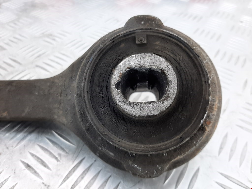 Рычаг передний левый MERCEDES-BENZ C-Class C-klasse W204 2007-2015