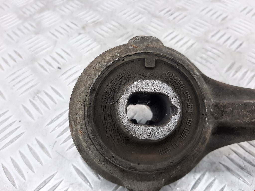 Рычаг передний левый MERCEDES-BENZ C-Class C-klasse W204 2007-2015