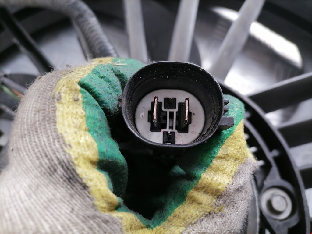 Вентилятор радиатора основного JAGUAR XF X250 2007-2015