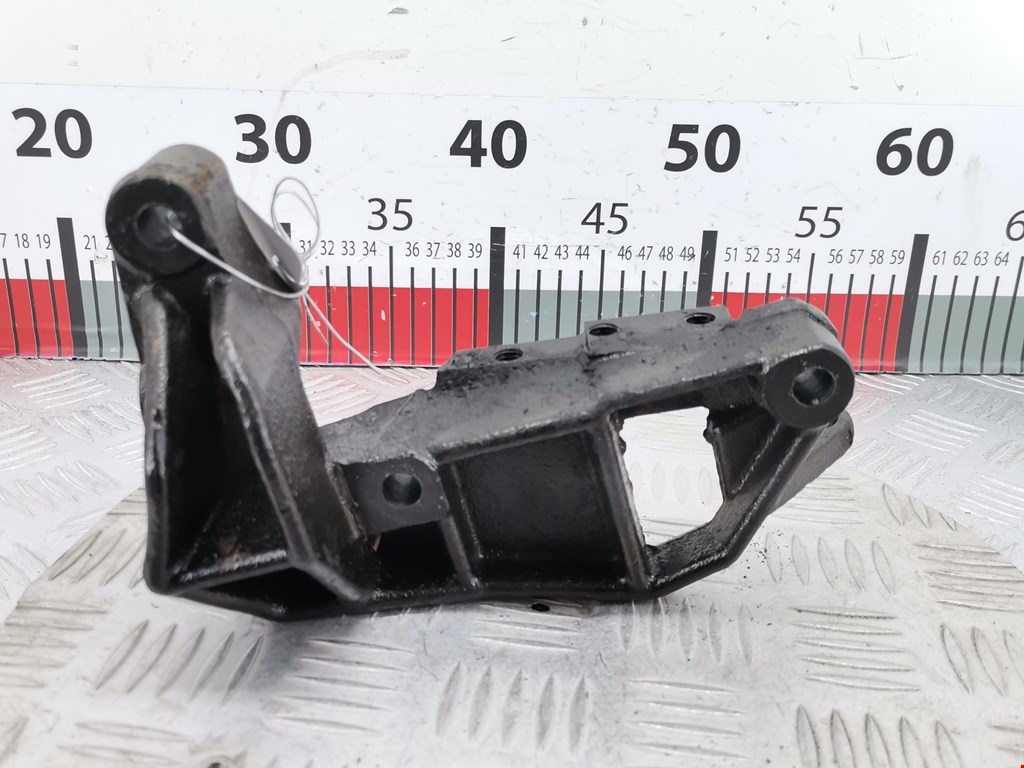 Кронштейн (крепление лапа) двигателя Opel Zafira A (1999-2006)