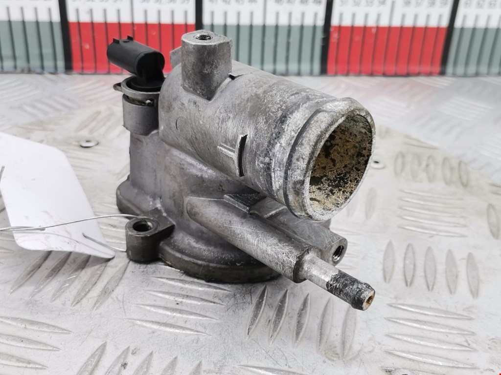 Корпус термостата MERCEDES-BENZ C-Class C-klasse W203 2000-2007