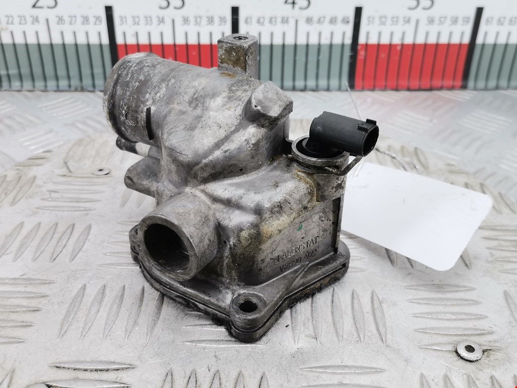 Корпус термостата MERCEDES-BENZ C-Class C-klasse W203 2000-2007