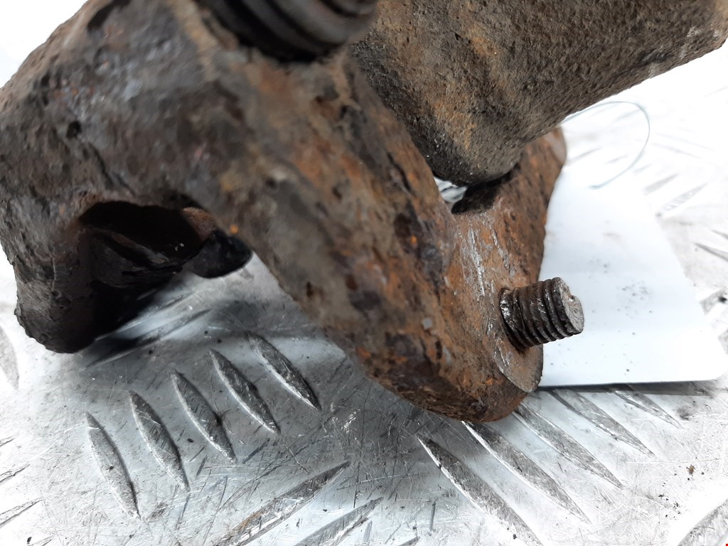 Суппорт задний правый HONDA CR-V II 2002-2007