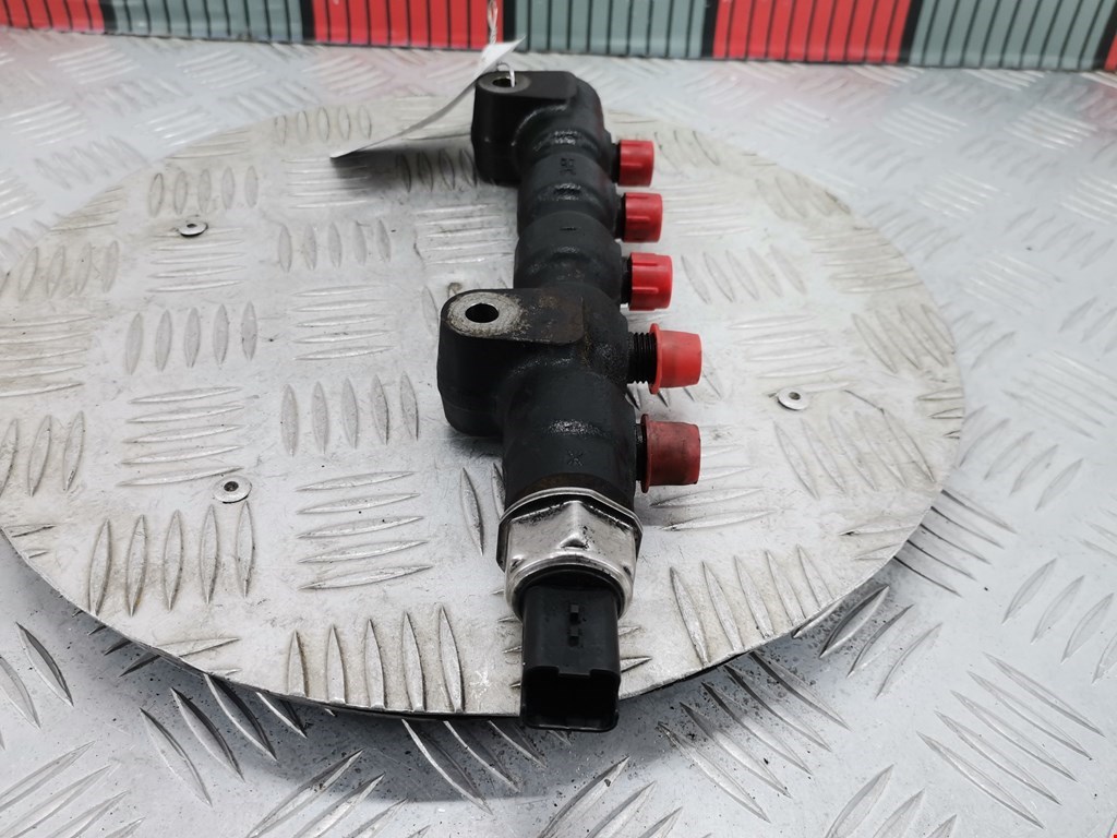 Датчик давления топлива FORD Fiesta 2008-2012