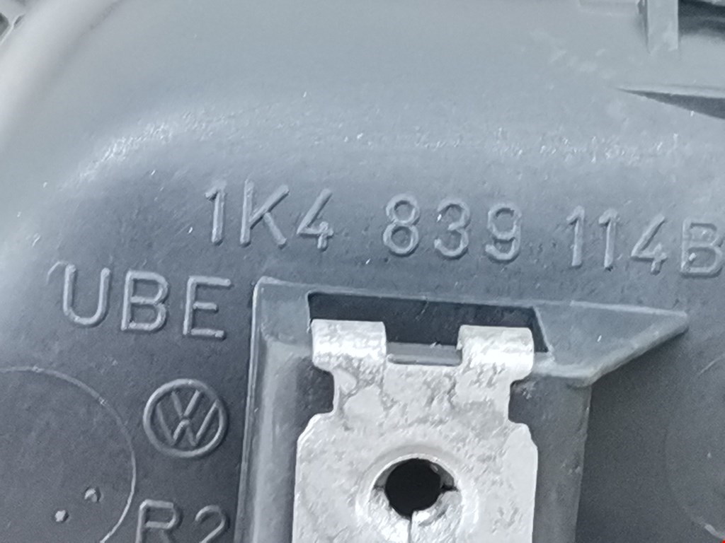 Ручка дверная задняя внутренняя правая VOLKSWAGEN Golf V 2003-2009