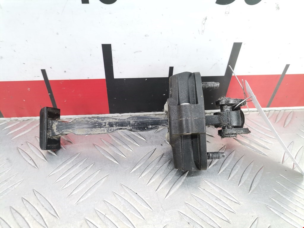 Ограничитель открывания двери FORD Fiesta 2008-2012