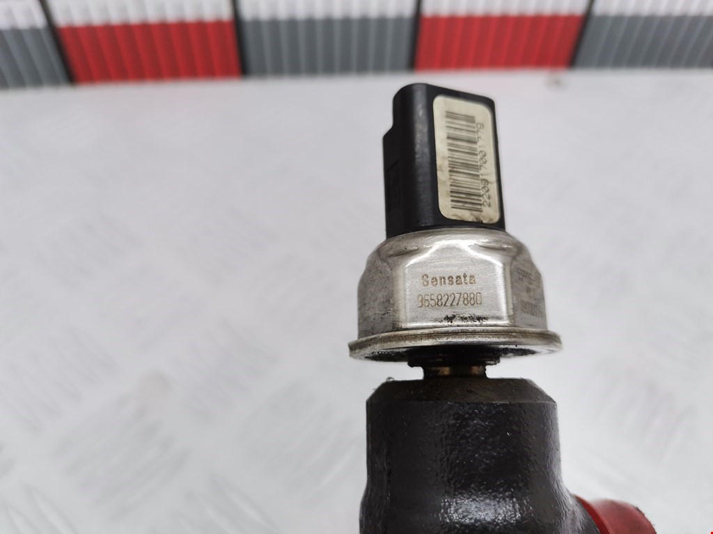 Датчик давления топлива FORD Fiesta 2008-2012