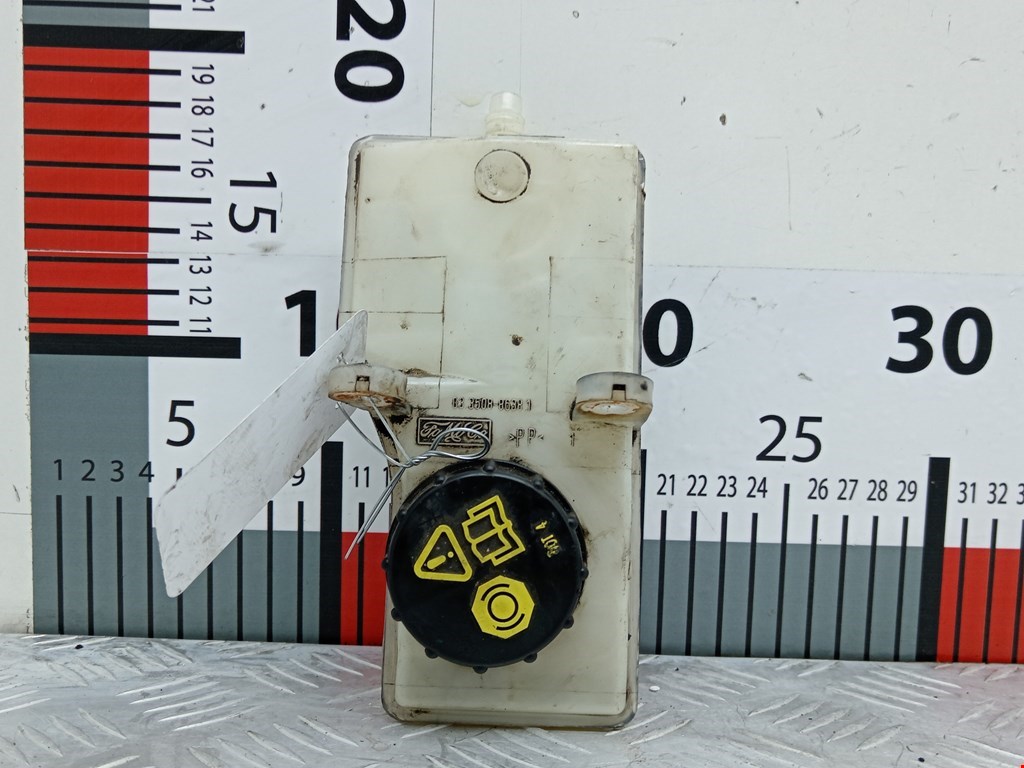 Бачок главного тормозного цилиндра FORD C-MAX 2010-2019