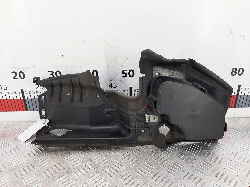 Воздуховод BMW 5er 5 серия E60/E61 2003-2010