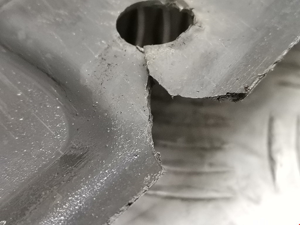 Защита картера (двигателя) RENAULT Koleos HY 2008-2016