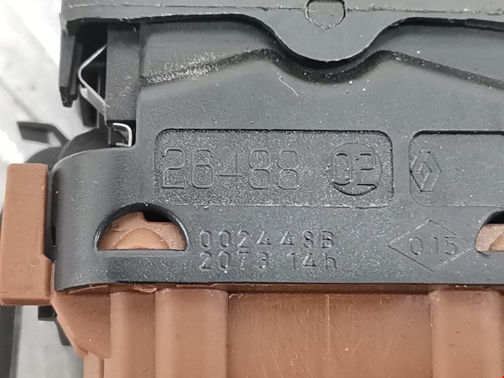 Кнопка стеклоподъемника RENAULT Laguna 2001-2007