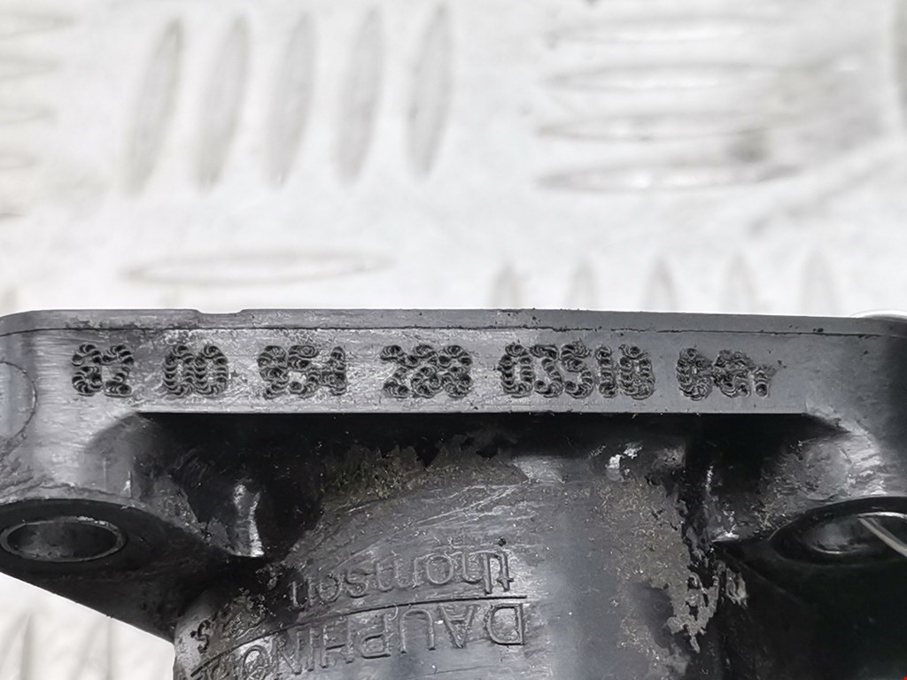 Корпус термостата DACIA Sandero 2008-2012