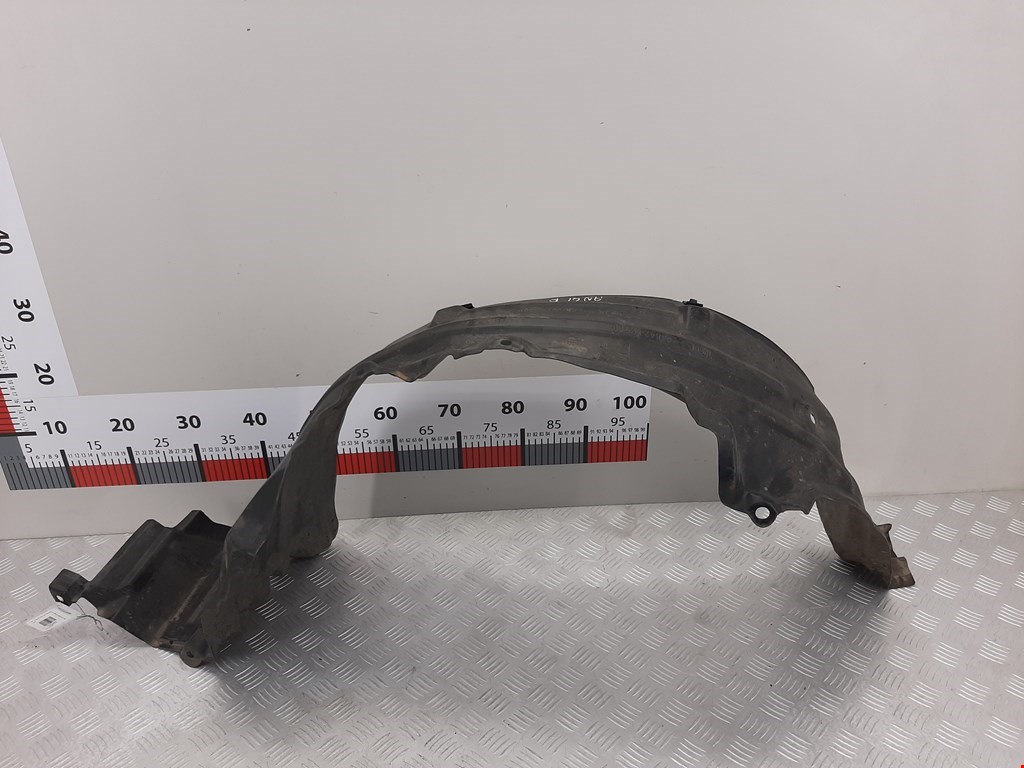 Локер (подкрылок) передний правый NISSAN Almera N16 2000-2006