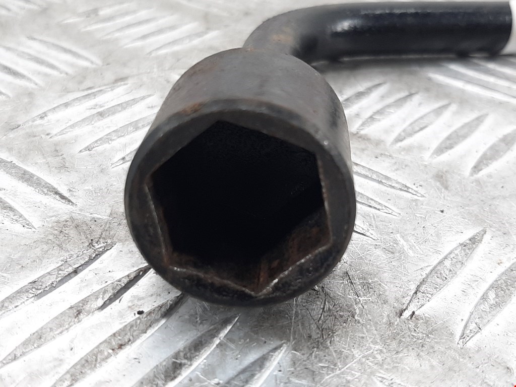 Ключ балонный LEXUS RX 300\330\350\400H 2003-2009