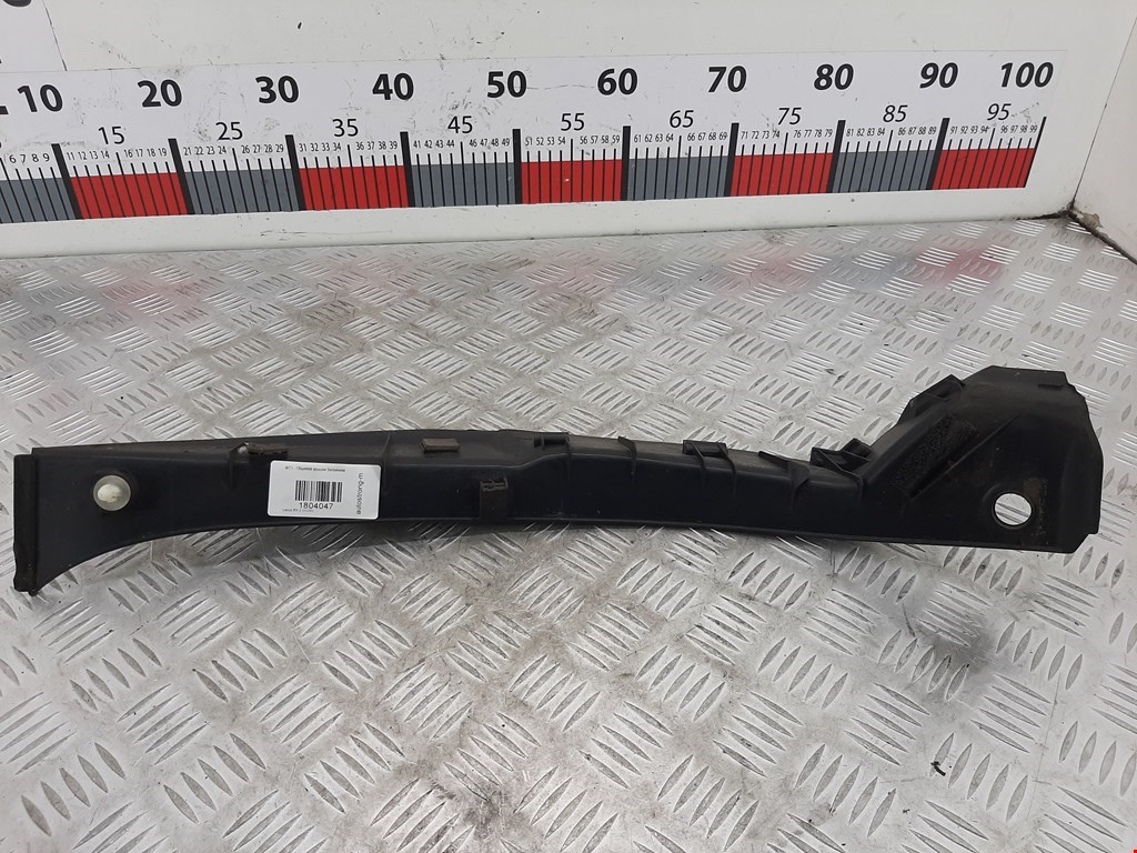 Обшивка крышки багажника LEXUS RX 300\330\350\400H 2003-2009