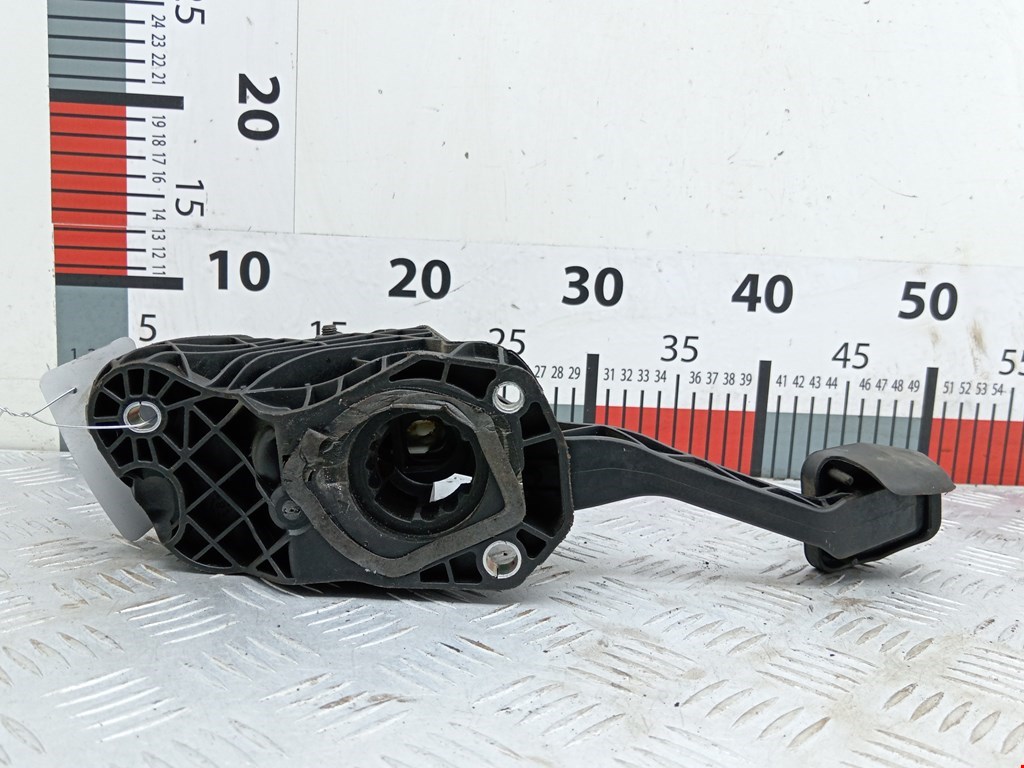 Педаль сцепления VOLKSWAGEN Passat CC 2008-2017