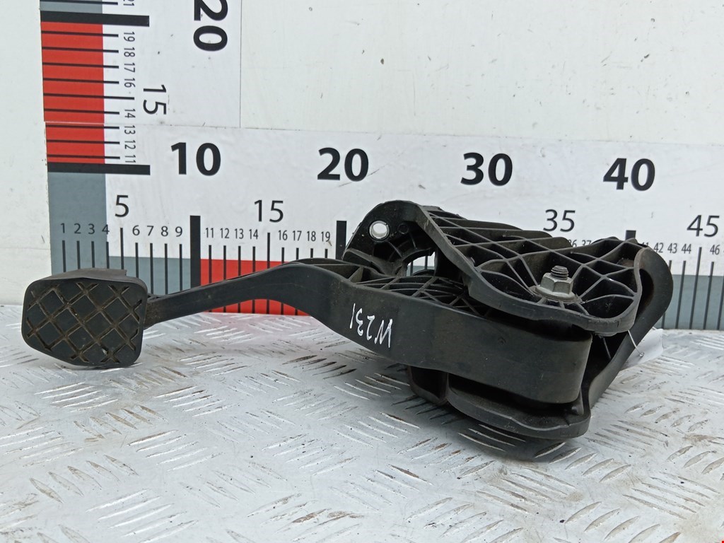 Педаль сцепления VOLKSWAGEN Passat CC 2008-2017