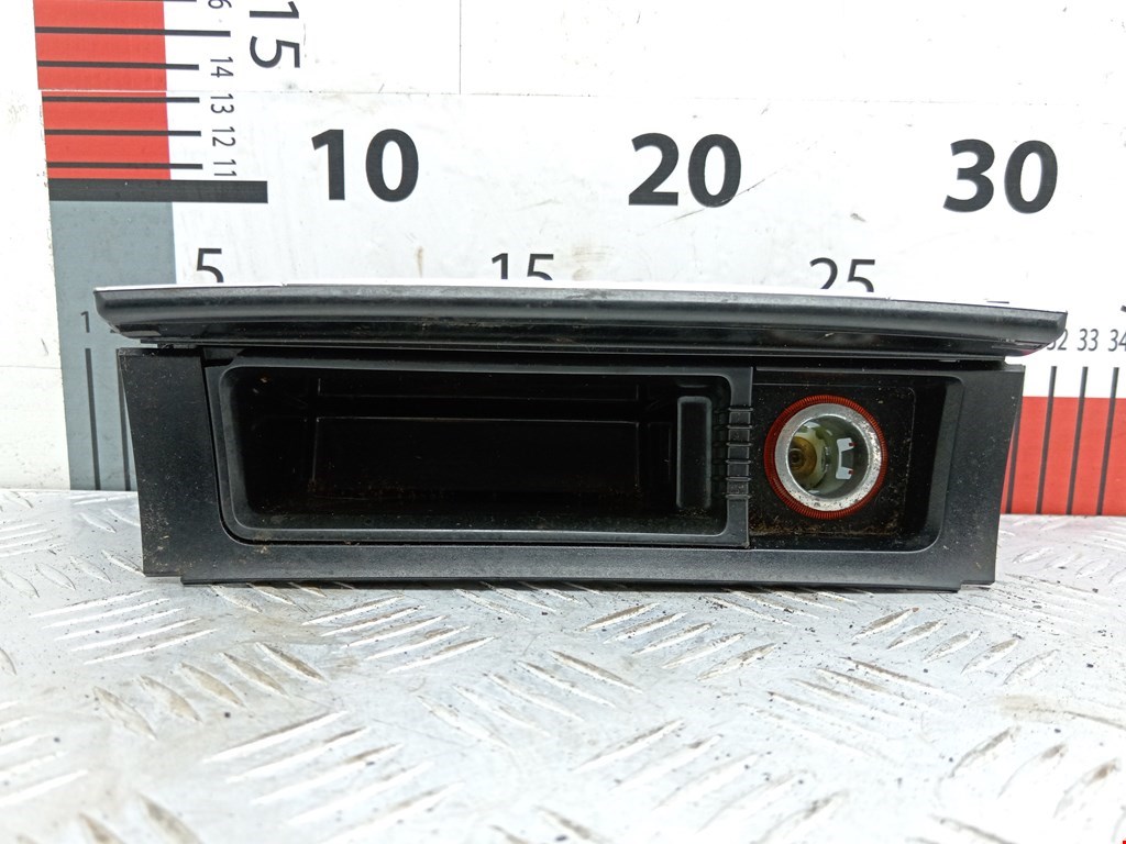 Пепельница передняя VOLKSWAGEN Passat CC 2008-2017