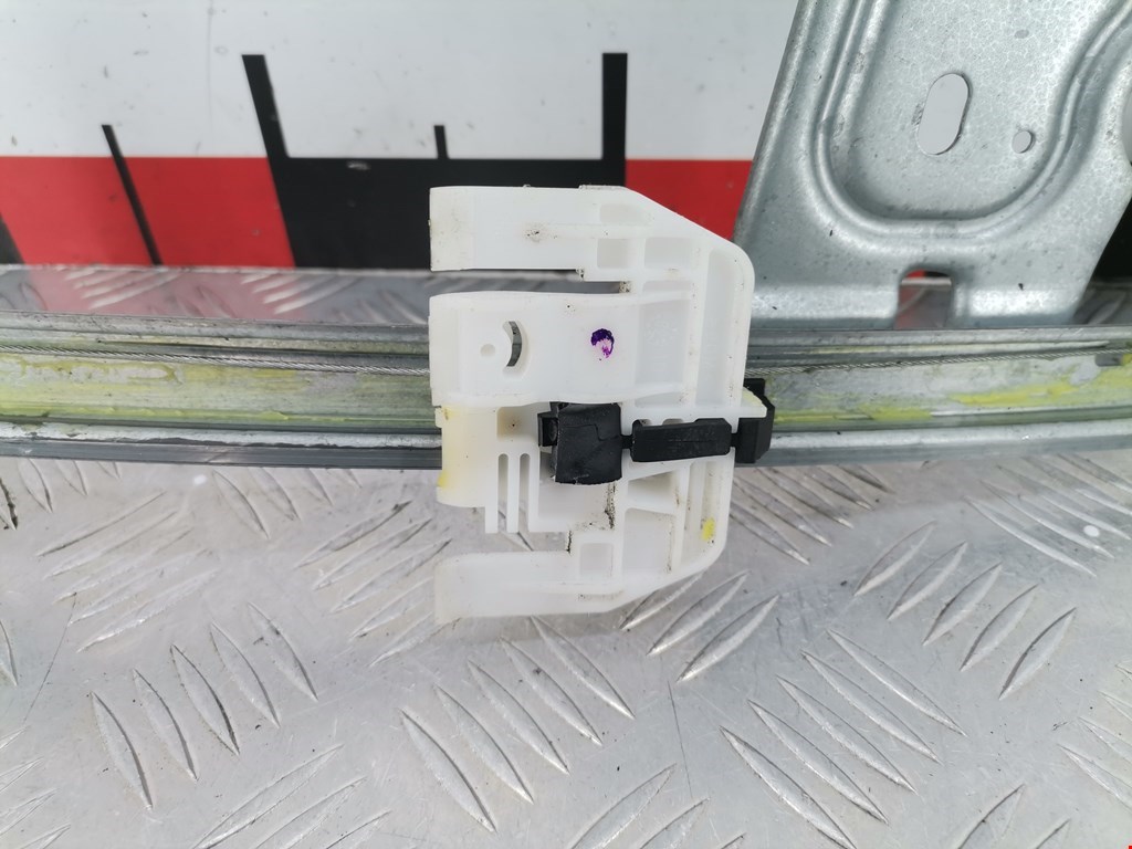 Стеклоподъемник задний правый CITROEN Xsara 1997-2000