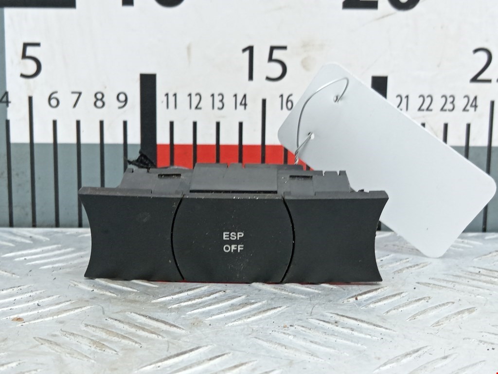 Кнопка антипробуксовочной системы VOLKSWAGEN Touareg 2002-2010