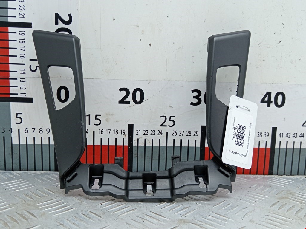 Накладка декоративная HYUNDAI i40 2011-2019